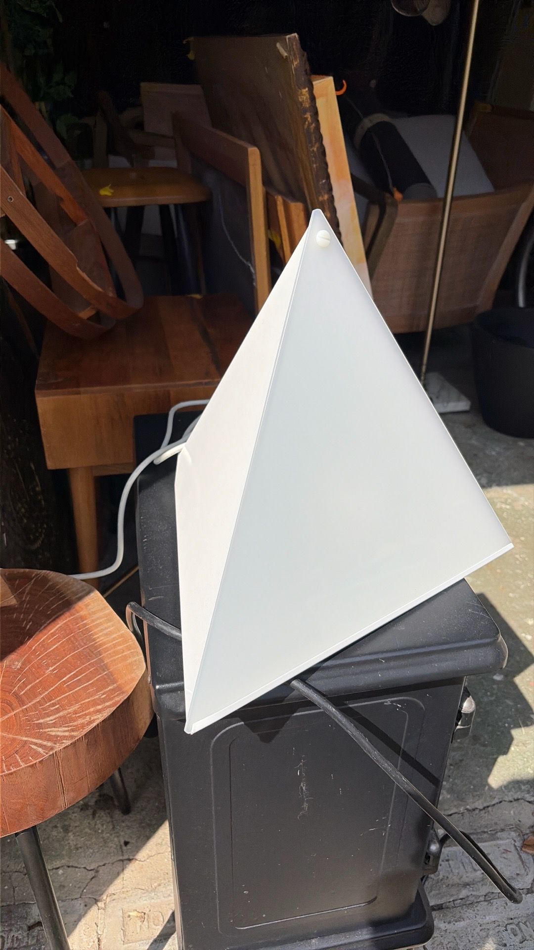 The Luxor Light Therapy Lamp