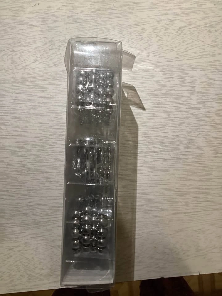 12 Metal Double Shower Curtain Hooks - photo 2
