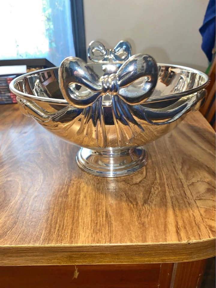 Silver colored presentation bowl