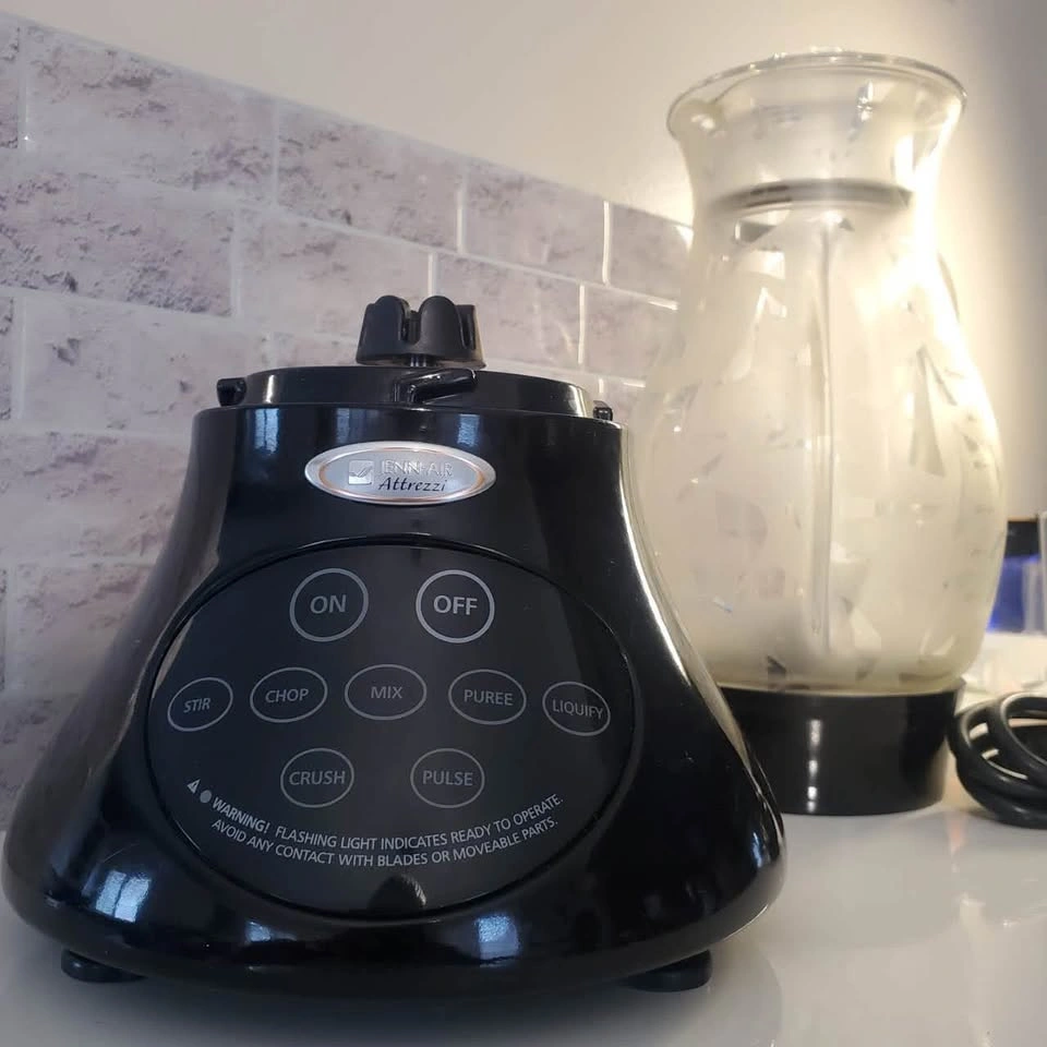 Jenn Air Attrezzi Blender Excellent condition and very powerful - photo 4