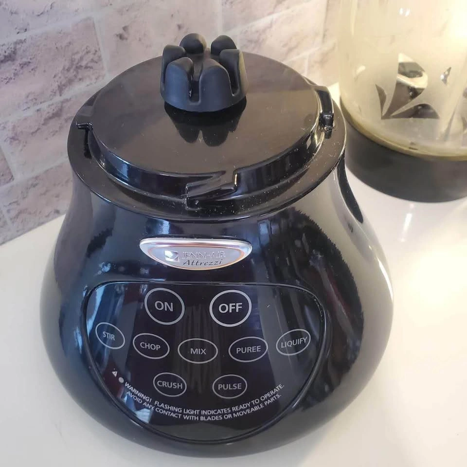 Jenn Air Attrezzi Blender Excellent condition and very powerful - photo 5