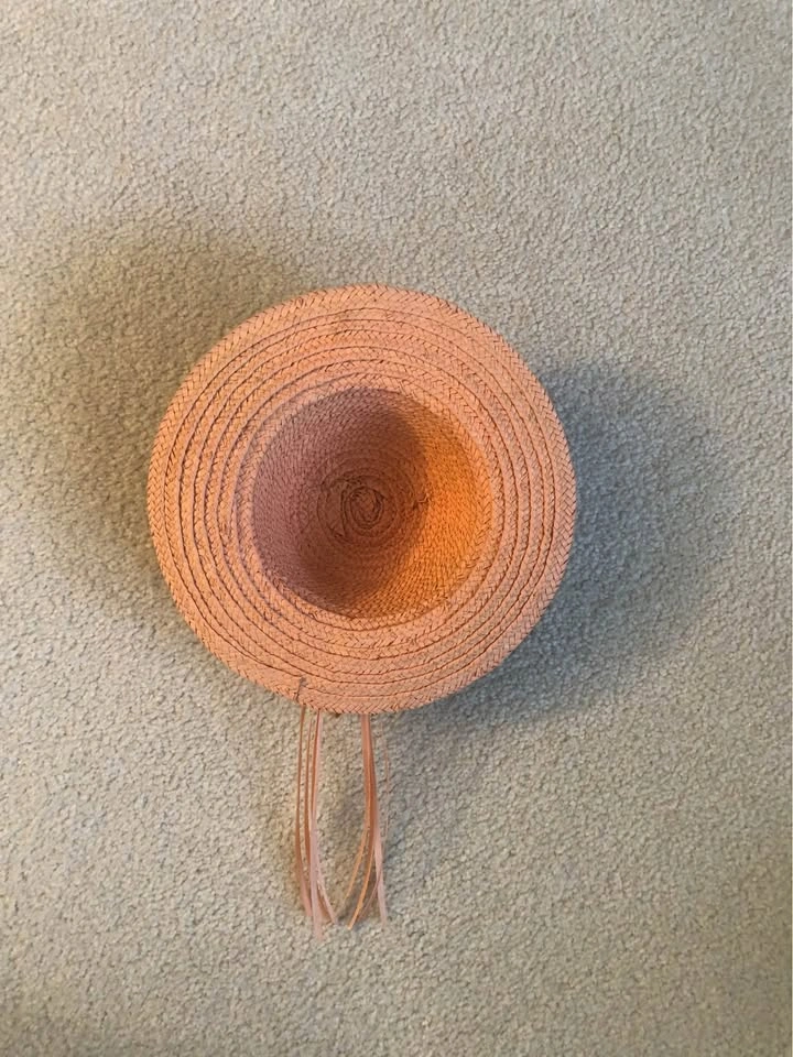 Vintage Handcrafted Peach Bonnet Decoration - photo 4