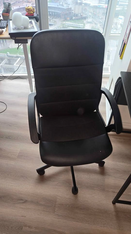 Black Desk and Mesh Office Chair Set - photo 2