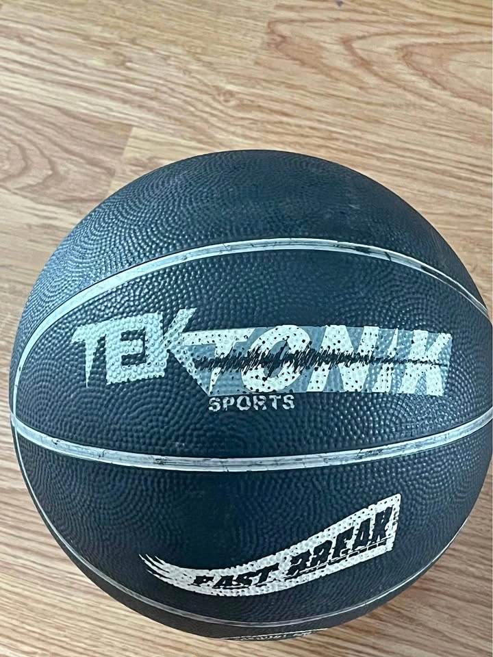 Tektonik Sports Fast Break Basketball