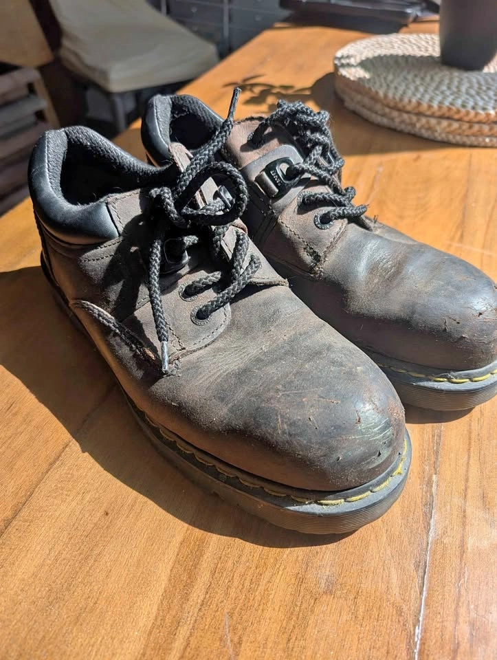 Dr. Martens Industrial Steel Toe Work Shoes US M 10 / US L 11