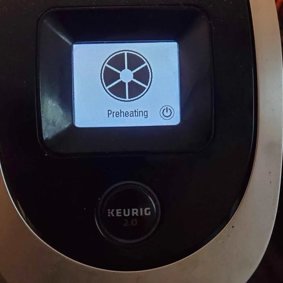 Keurig 2.0 K200 K Cup Coffee Maker image indicator(4)