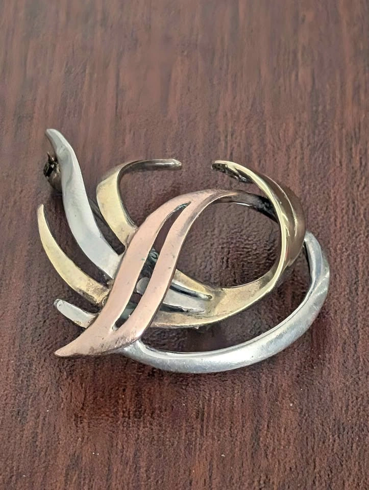 Lovely Tricolour Sterling Silver Brooch from Italy $45