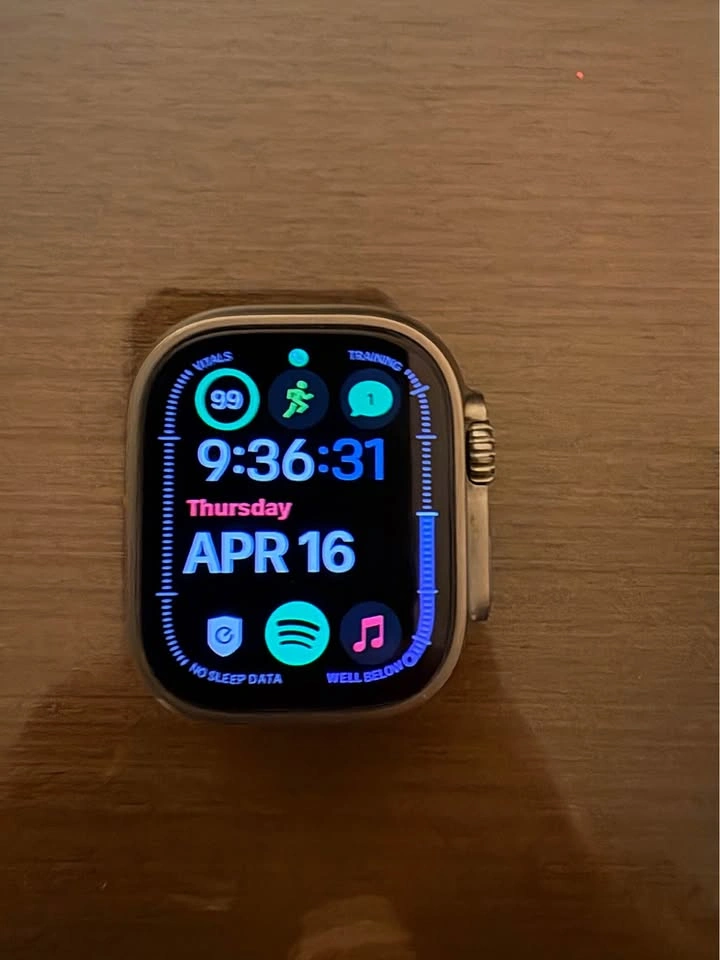 Apple Watch Ultra (gen 1) 49mm - photo 3