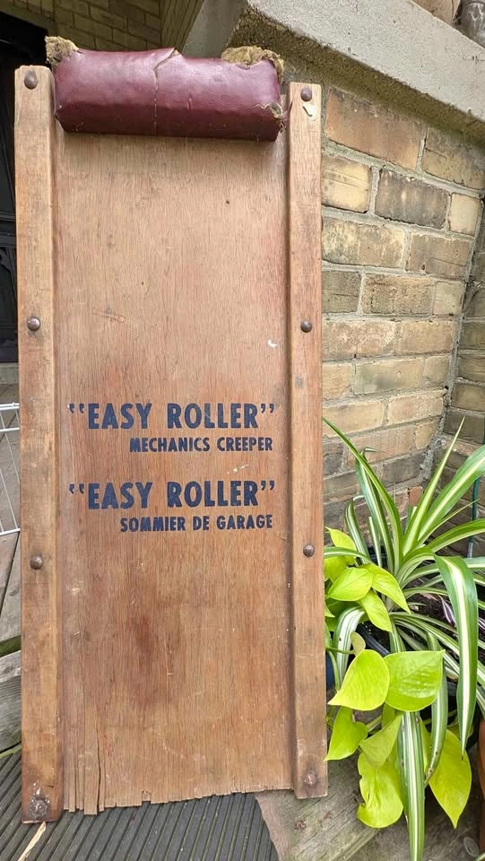 Vintage Easy Roller