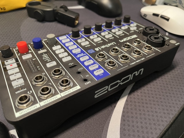 Zoom Livetrak L8 - photo 4
