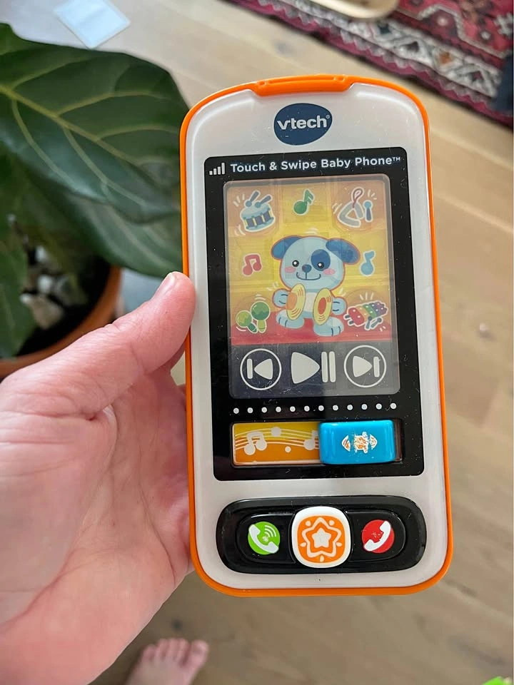 VTech Touch & Swipe Baby Phone