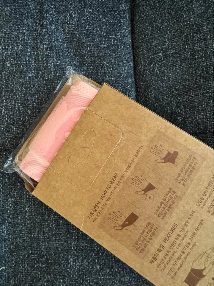 Wrist band - photo 3