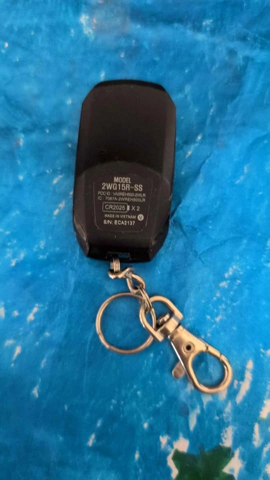 Compustar 2WG15R-SS Remote Starter Fob - photo 3