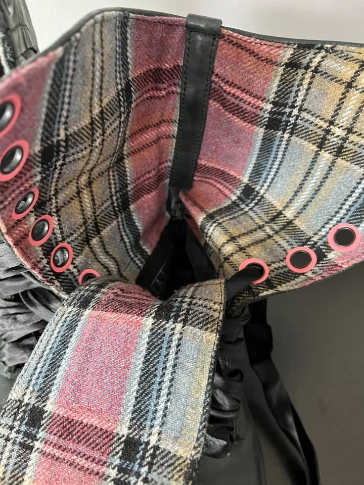 Vintage Green/Plaid Doc Martens - Women's Size 8 - photo 2