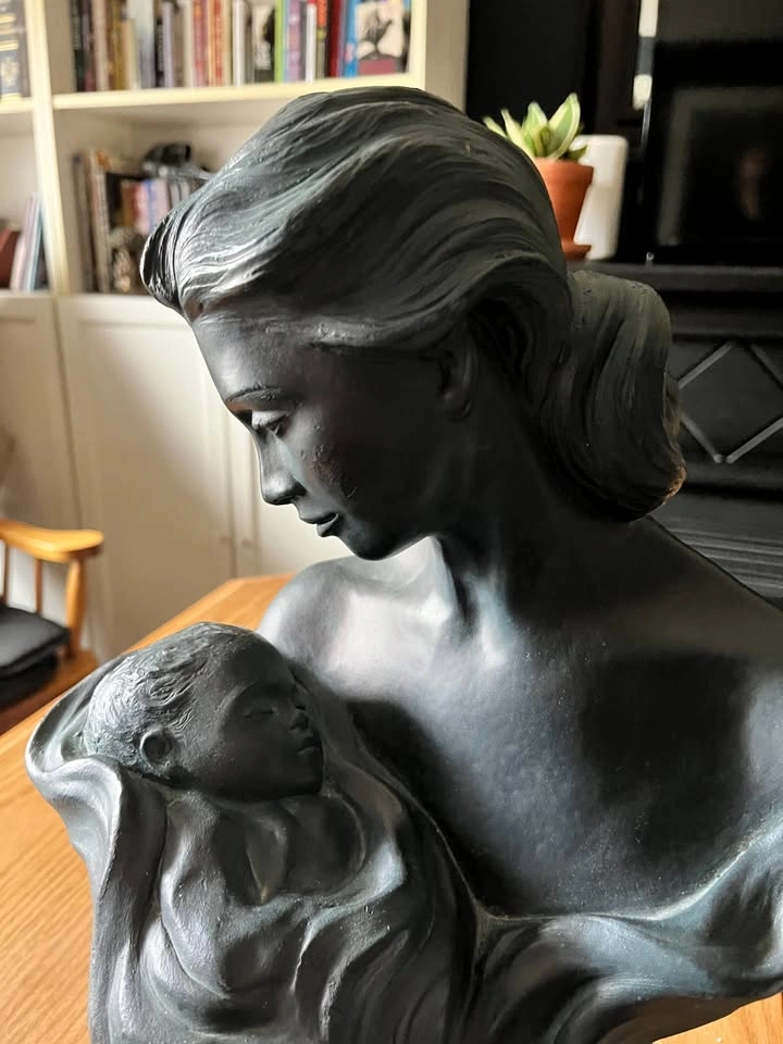 Austin Productions "Sweet Lullaby" Statue - photo 2
