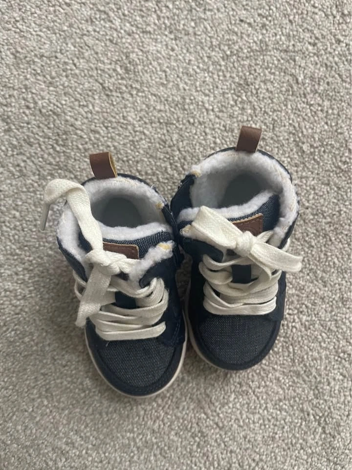 Warm baby boots size 2.5-3.5 - photo 2
