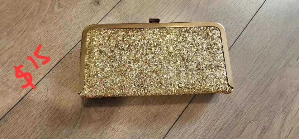 Assorted Clutches, Wallets & Small Purses – Stylish Collection - photo 4