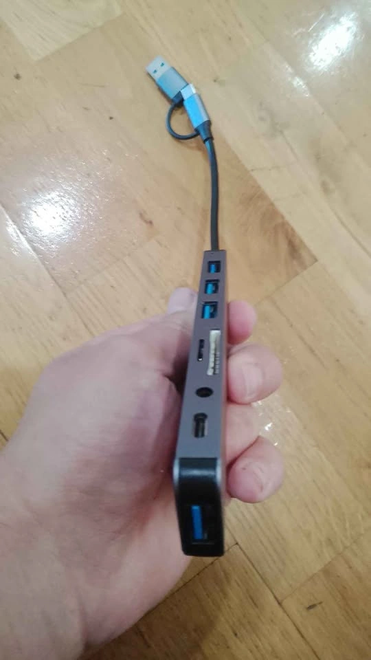 7-in-1 USB-C Hub - photo 3