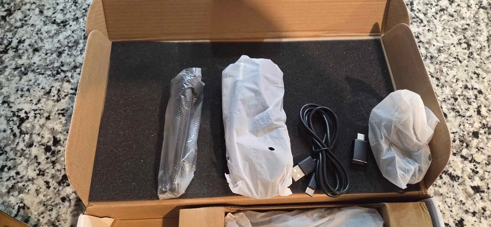 Donner Podcast Console Bundle - photo 4
