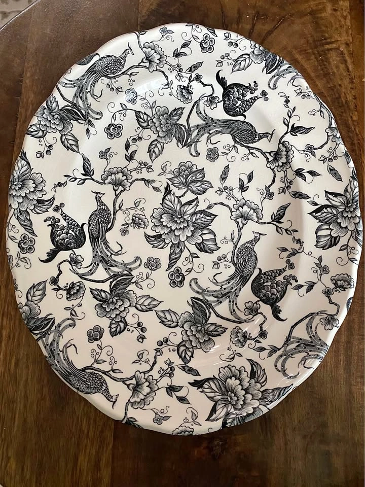 Ravensdale Staffordshire England Plate Exotic Bird Black and Whi