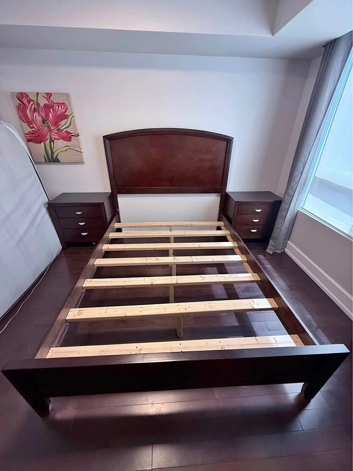 Queen Bed Frame with Headboard, Footboard & 2 Nightstands