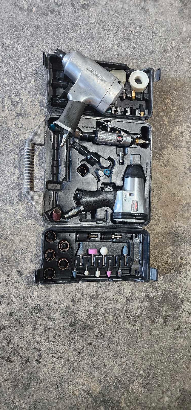 Makita air compressor with complete tools set. - photo 3