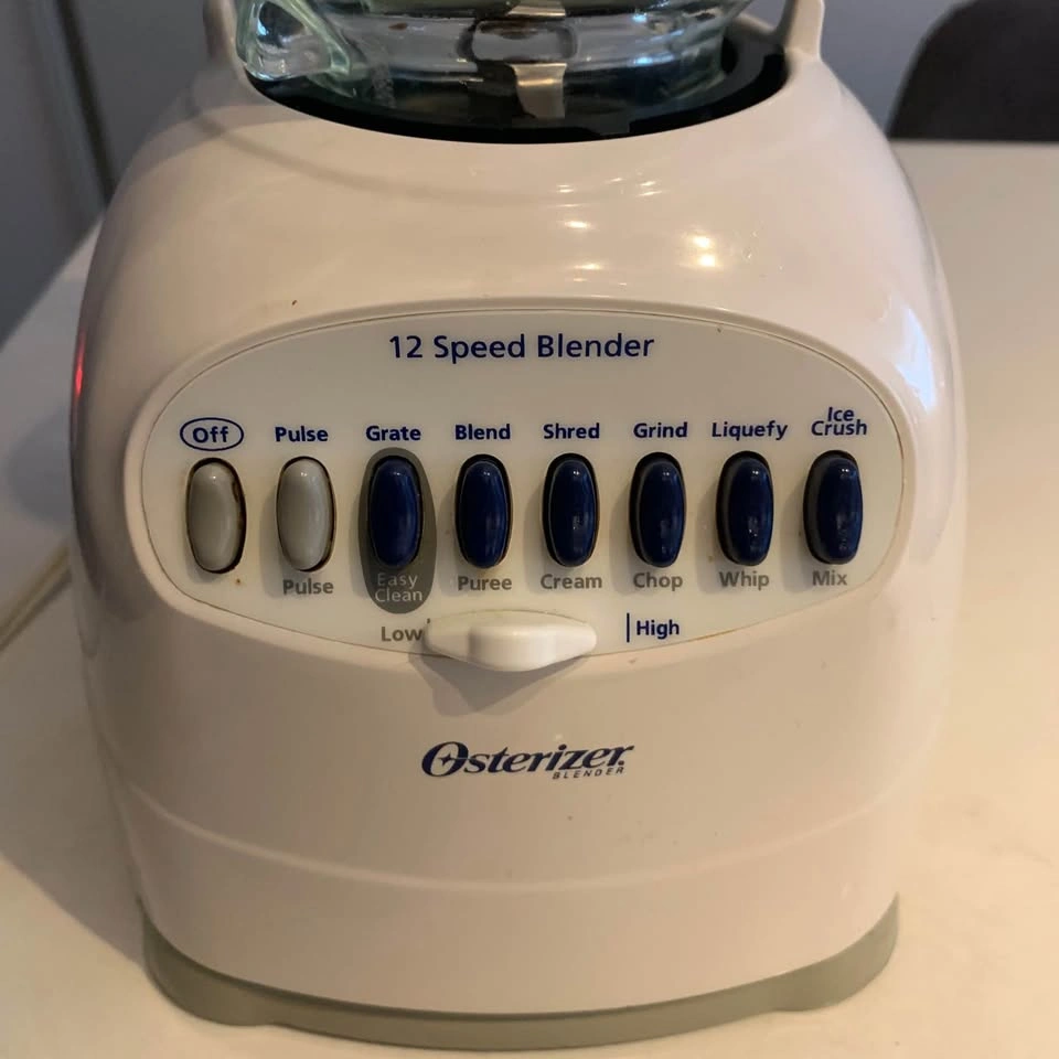 Oster blender 12 speed - photo 3