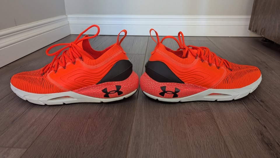 Under Armour HOVR Phantom 2 Running Shoes SZ 11 - photo 3