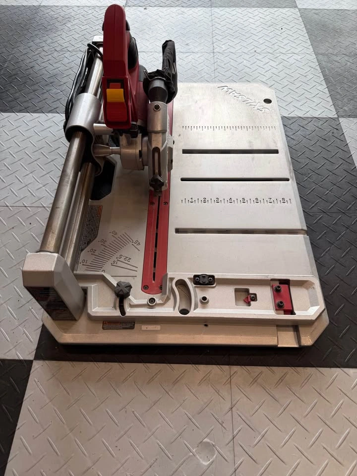 Roberts 12 in. Vinyl Tile and VCT Cutter - photo 4