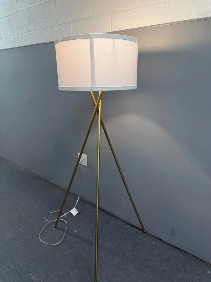 Floor lamp - photo 3