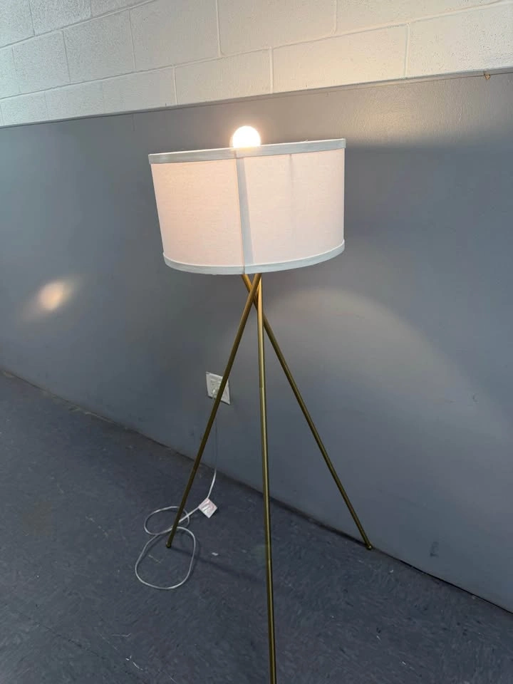 Floor lamp - photo 4