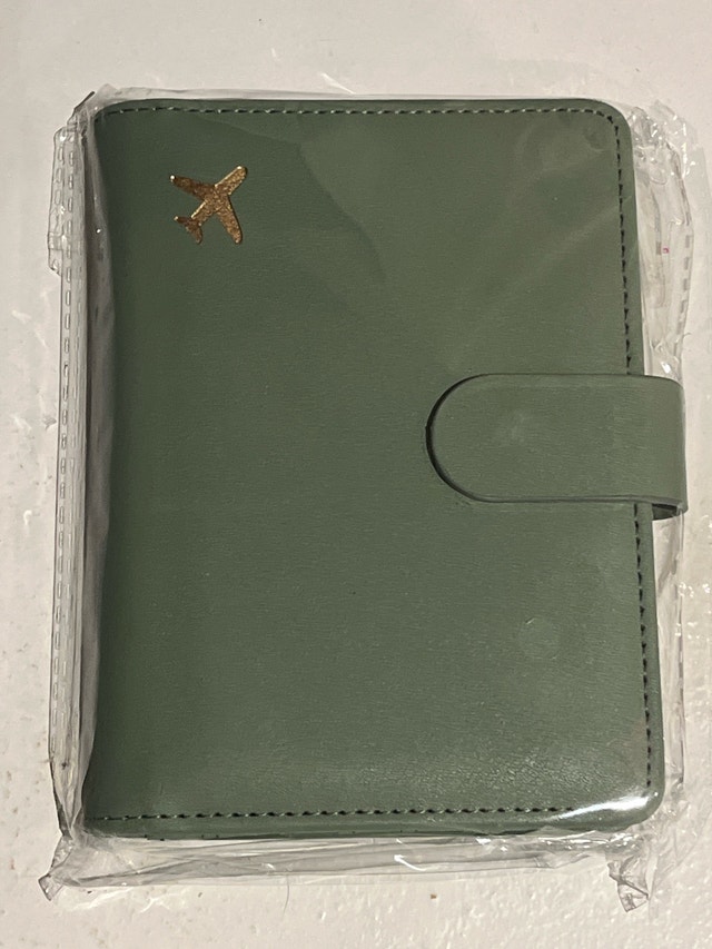 Passport Holder (Sage Green)