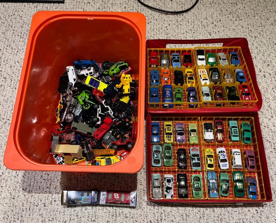 Toy cars, road, buildings, fire/police set, ~100 race cars - photo 5