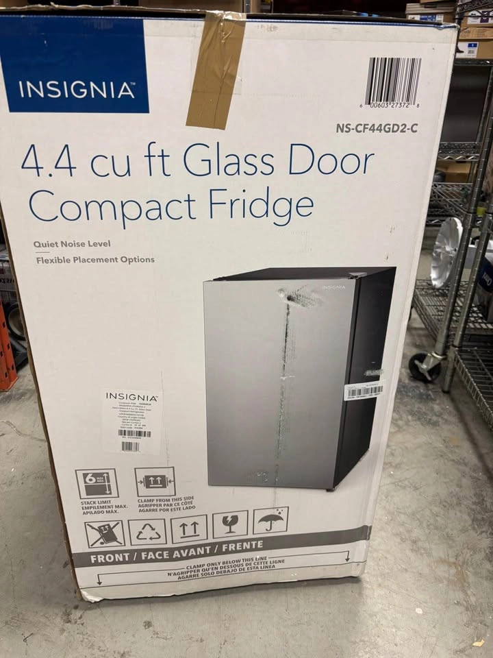 Insignia 4.4 cu ft Glass Door Compact Fridge - photo 3