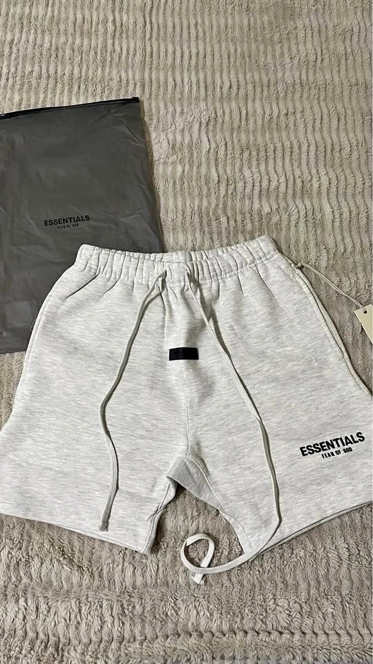 AUTHENTIC || Essentials FOG Shorts