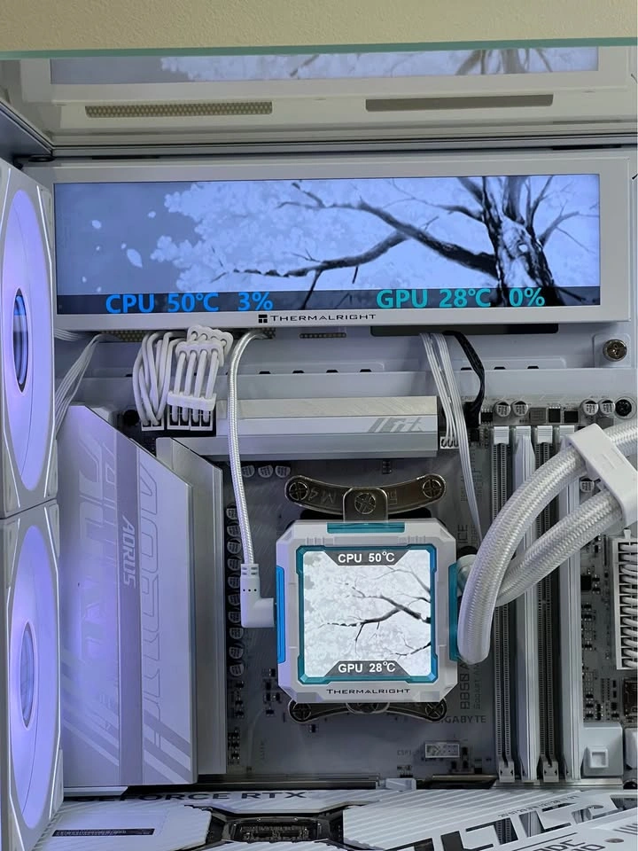 ALL WHITE RTX 4080 SUPER Gaming PC - Ryzen 7 7800X3D - 64GB DDR5 - photo 5