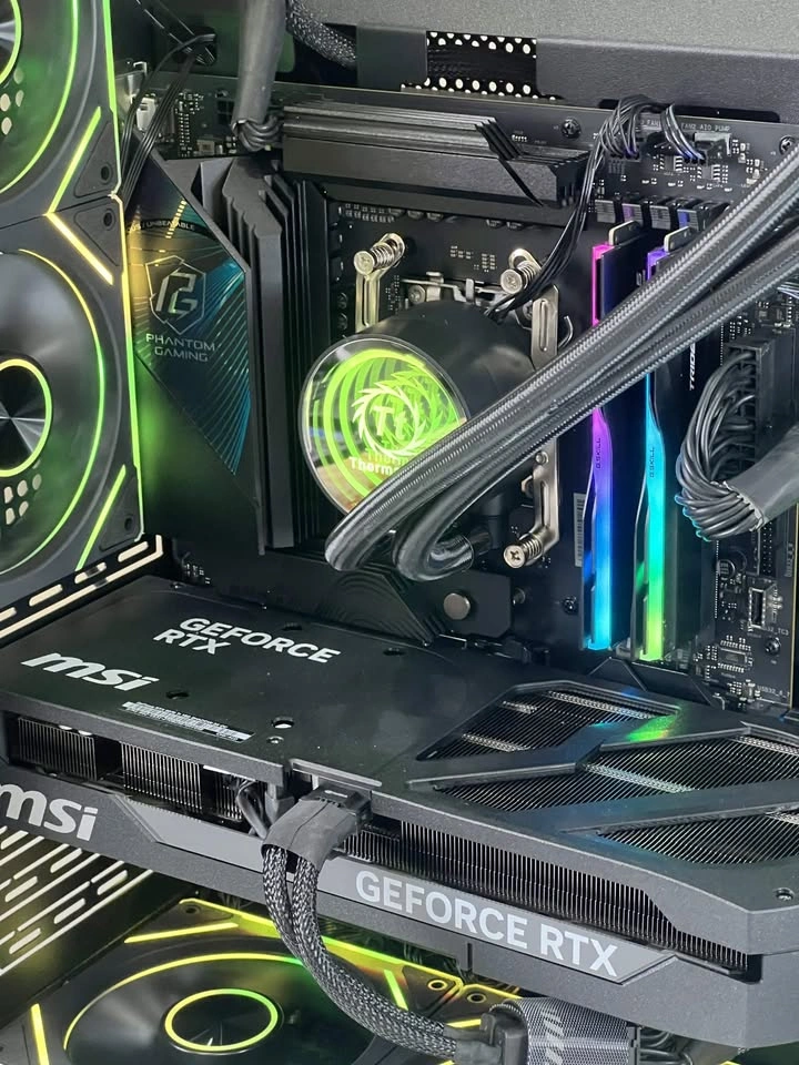 RTX 5070 Ti Gaming PC - Ryzen 7 7800X3D - 32GB DDR5 RAM - 2TB NV - photo 3