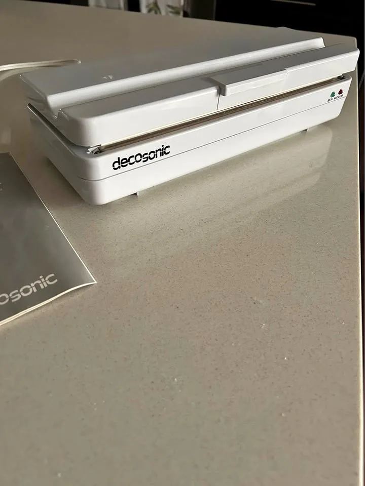 Vacuum bag sealer / great for food prep thumbnail