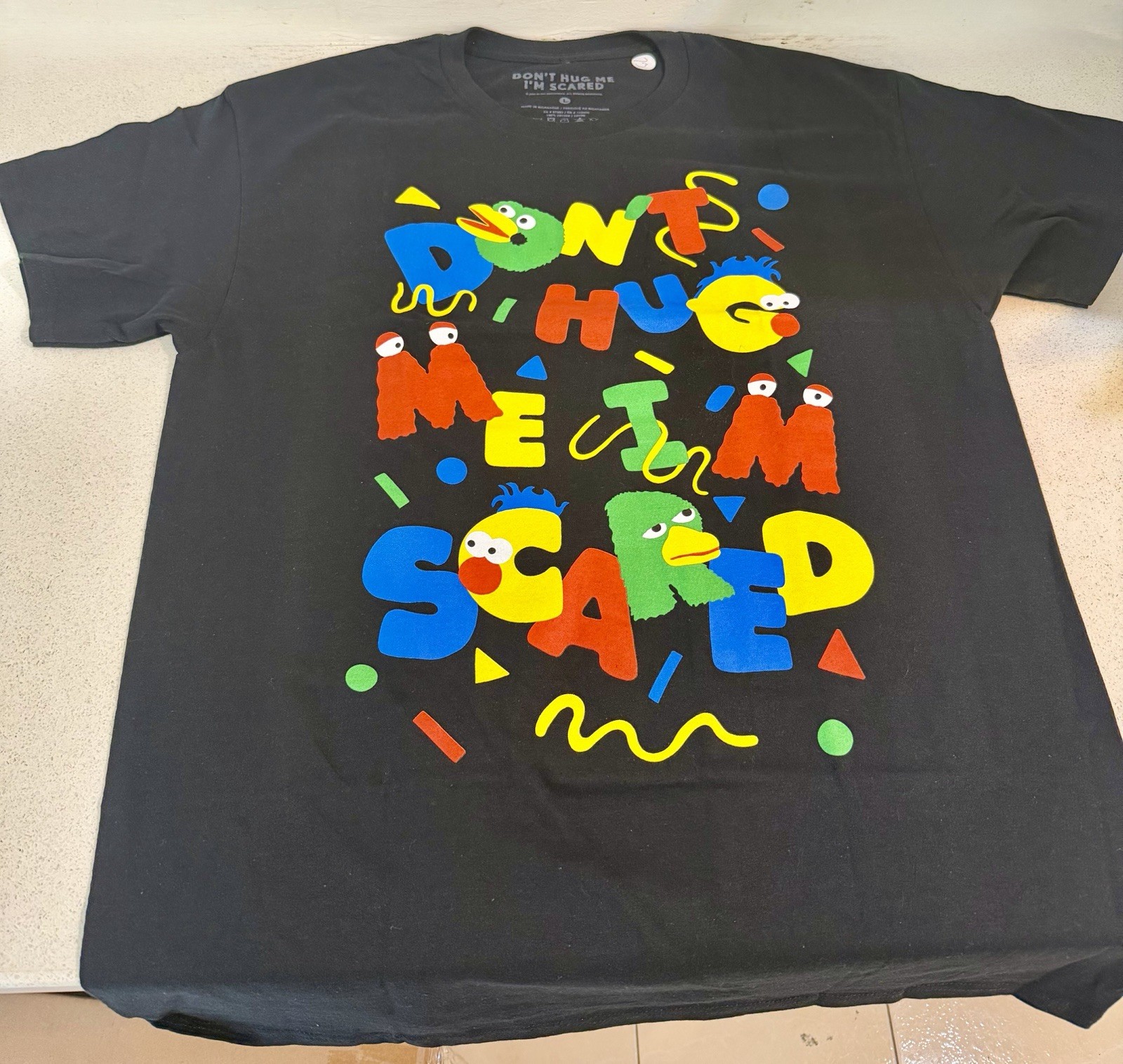 Blink Industries Don't Hug Me I'm Scared Graphic T-Shirt Men's L - photo 2