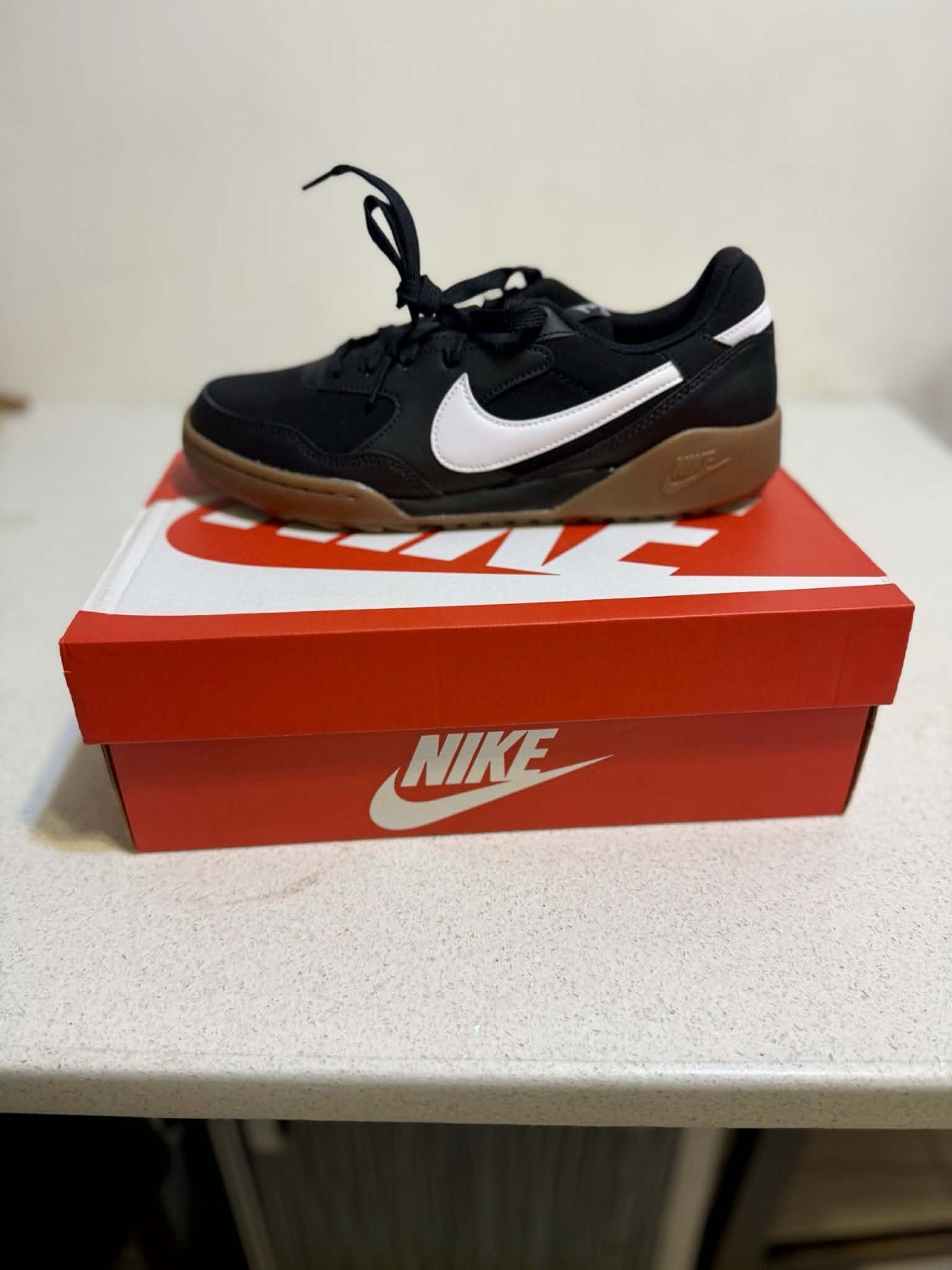 Nike Men's Dunk Low Top Sneakers - Gray/White/Gum - New w/ Box