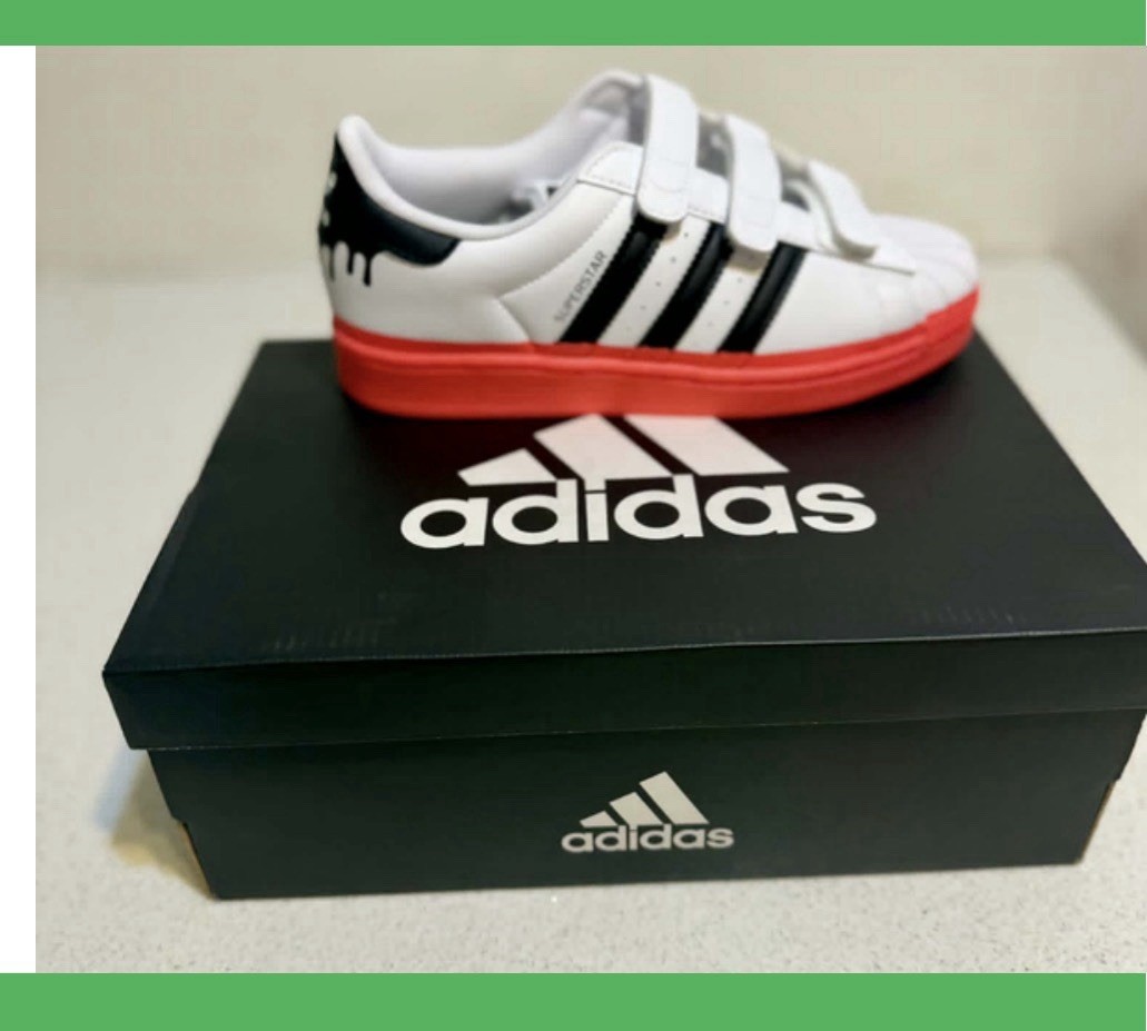 adidas Unisex Kids Low Top Athletic Sneaker White/Black/Red 3y N