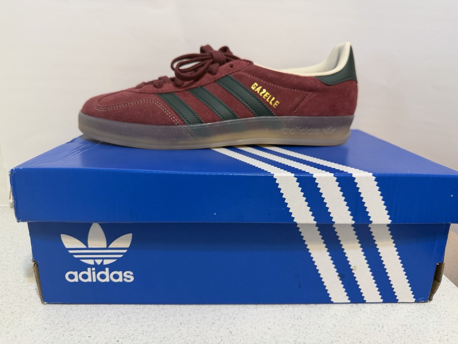 adidas Men's Gazelle Low Top Sneakers Burgundy/Green Suede US 8