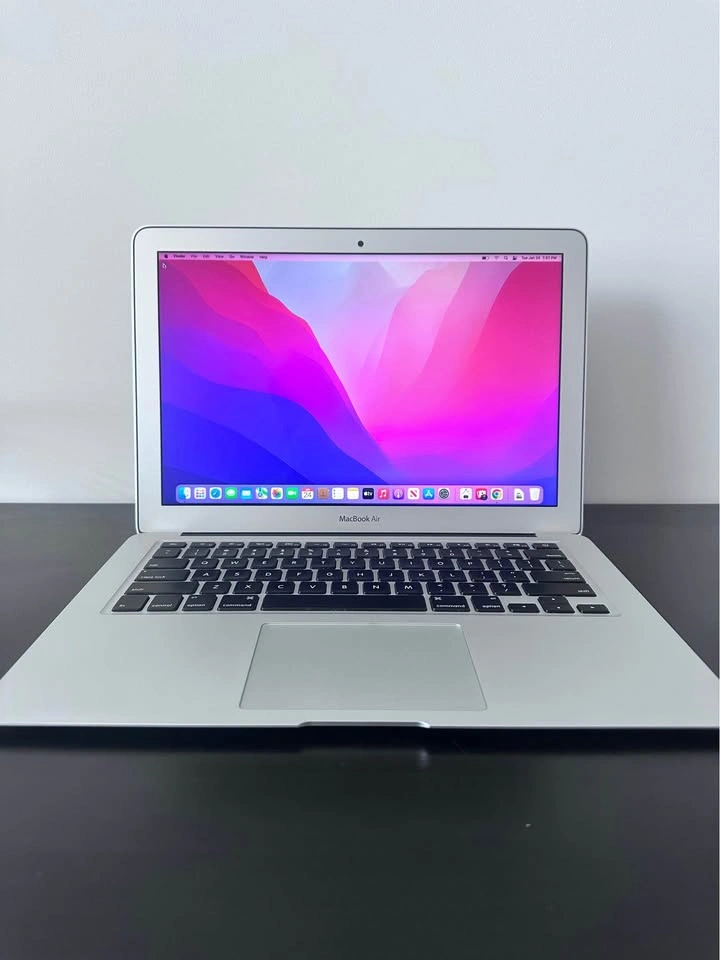 2015 MacBook Air - photo 2