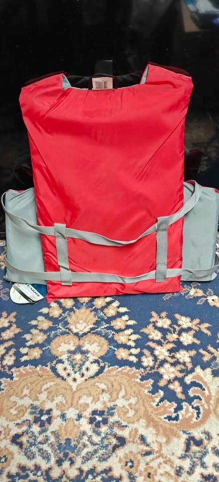 Stearns Adult Universal Life Vest PFD - photo 2