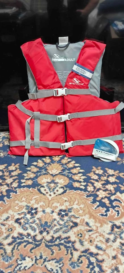 Stearns Adult Universal Life Vest PFD - photo 3