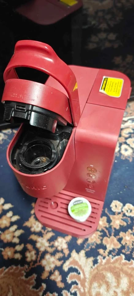 Red Keurig Single Serve Coffee Maker - photo 4