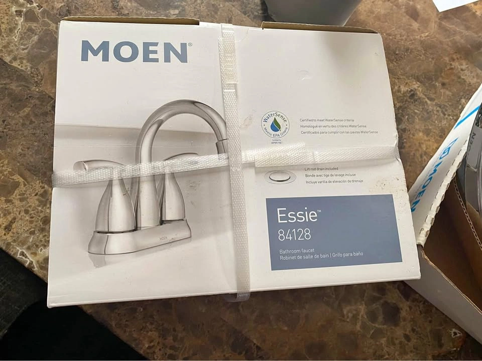 Chrome Finish Bathroom Faucet