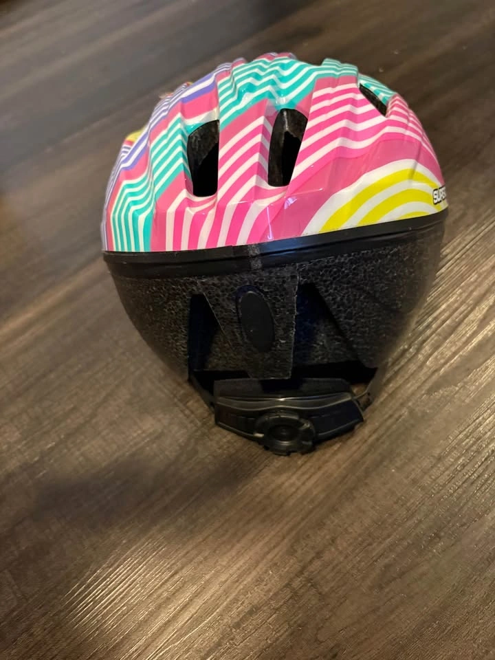 Helmet (bicycle) - photo 3