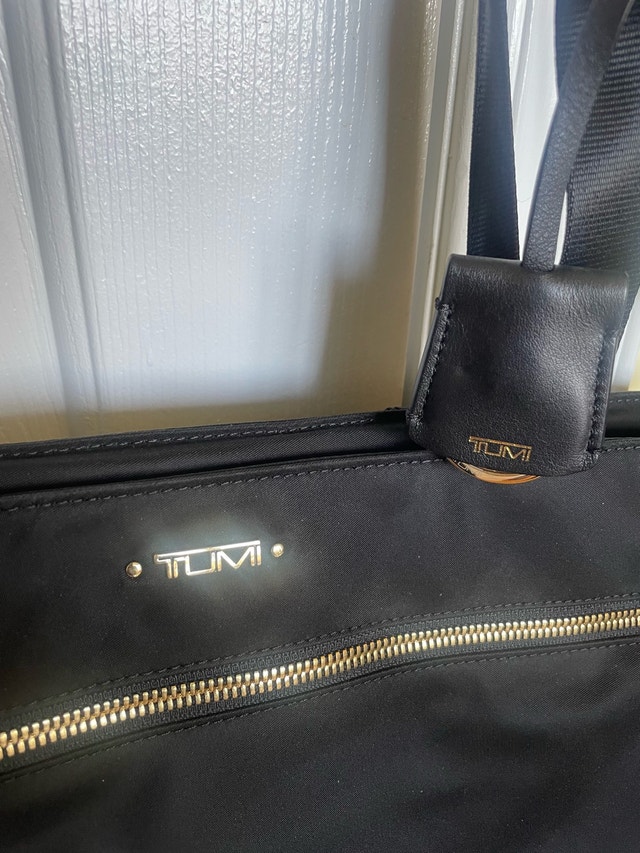 Tumi Voyageur Tote Bag - Black - Laptop Pocket - New - photo 2