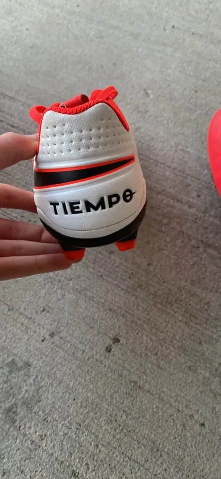 Nike TIEMPO cleats Legend 8 Academy - photo 2